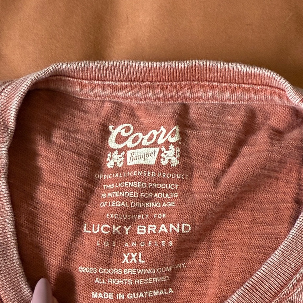 Lucky Brand Coors Graphic Tee in Rust - Picture 2 of 2